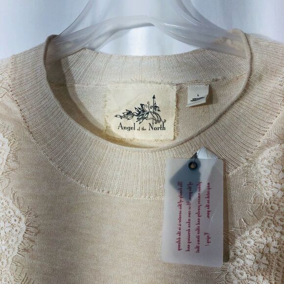 Anthropologie Cream Lace Detail Top - Picture 4 of 7